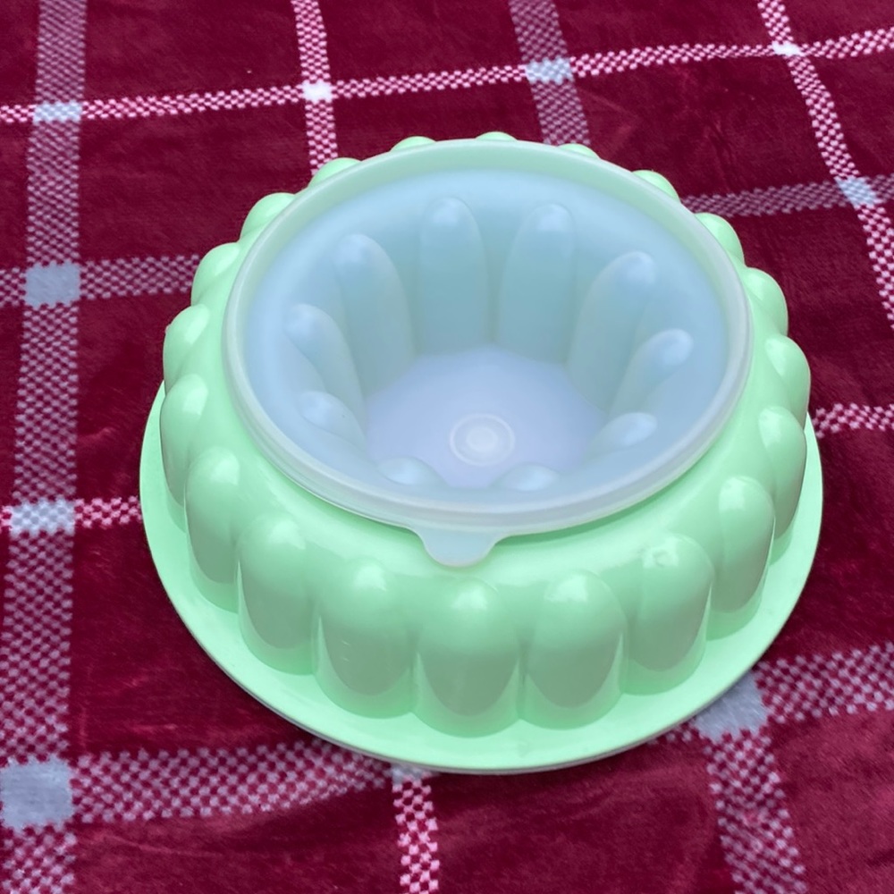 Tupperware